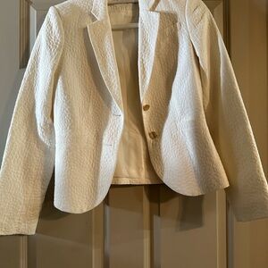 Elegant White Textured Women's Blazer